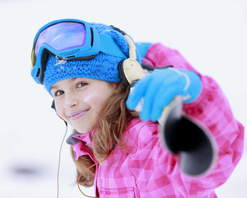 青年滑雪运动员肖像