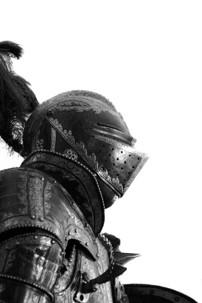欧洲中世纪盔甲