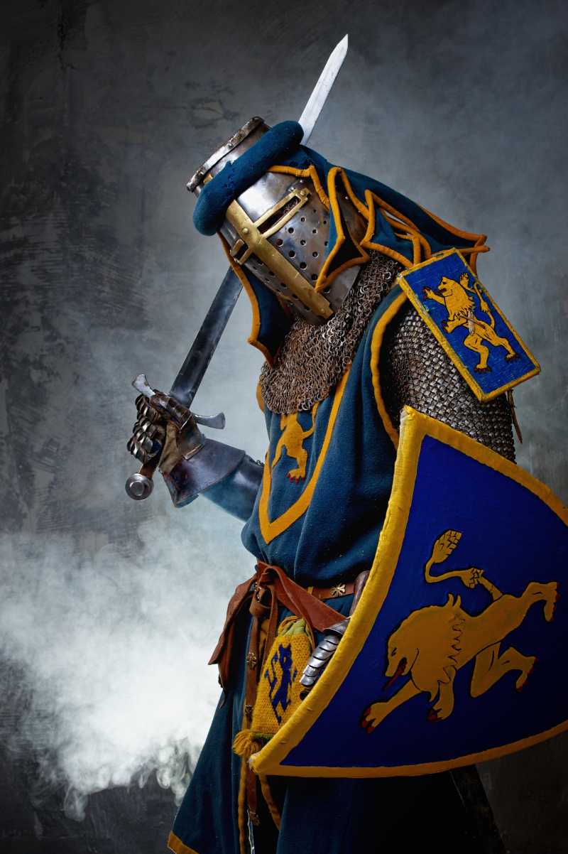 骑士的盾牌与剑