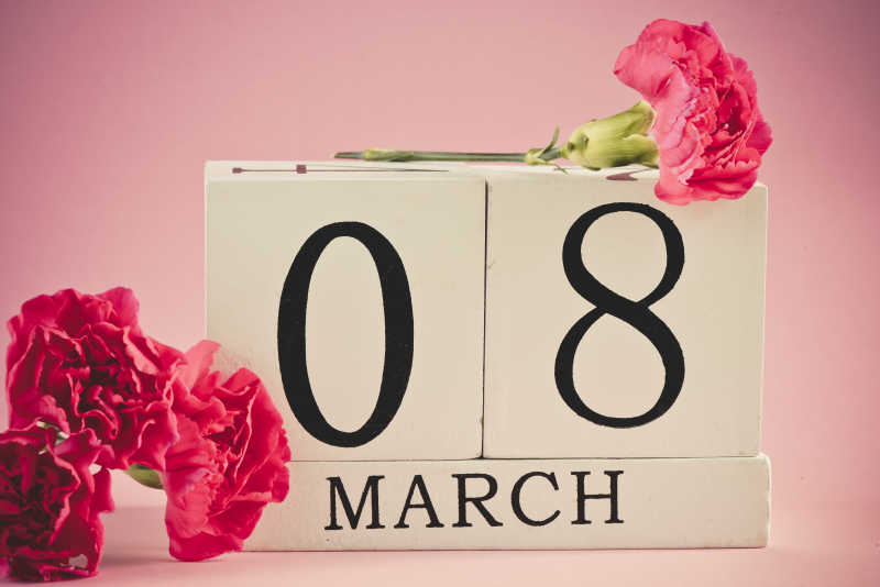 3月8日妇女节和康乃馨鲜花