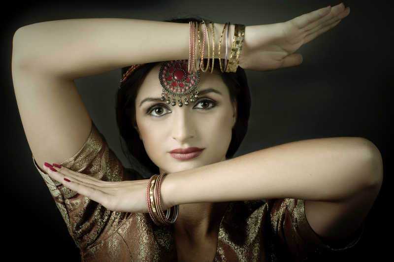 印度风格的传统服饰和漂亮女人