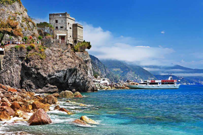 意大利五渔村海边的建筑风景