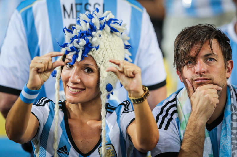 阿根廷球迷在表达他们的失望