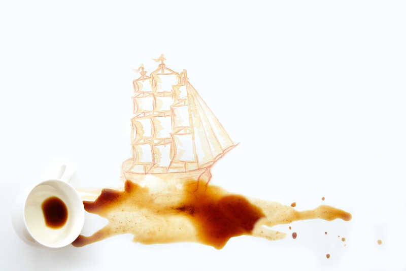 白色背景下咖啡艺术下的帆船插画