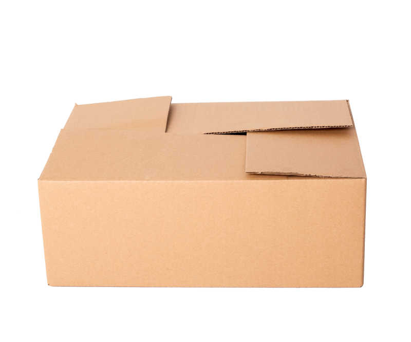 白色背景下的纸箱包装盒