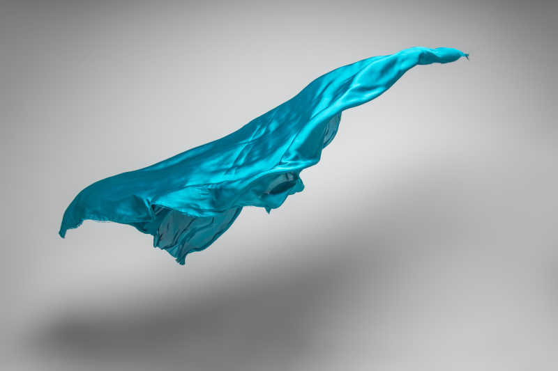 飞行的青色丝巾