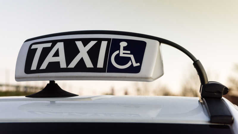 提供残疾人服务的出租车