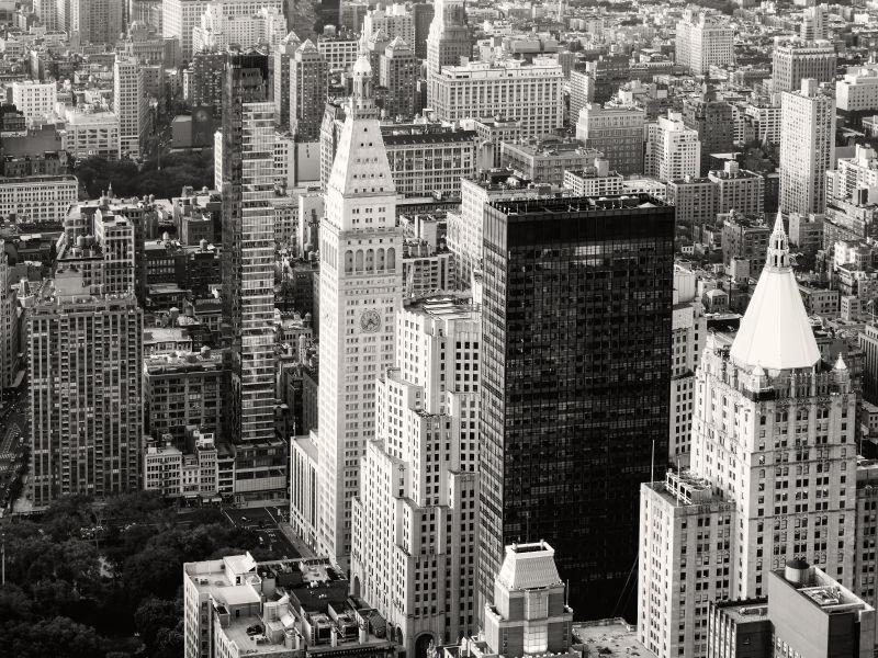 纽约市中心大都会大厦的黑白景观