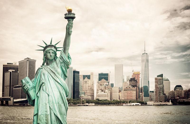纽约与自由女神像