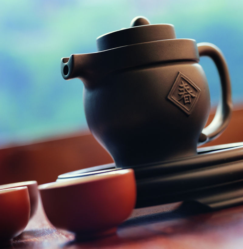 红色茶具和茶壶