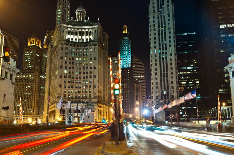 芝加哥夜景交通繁忙景象