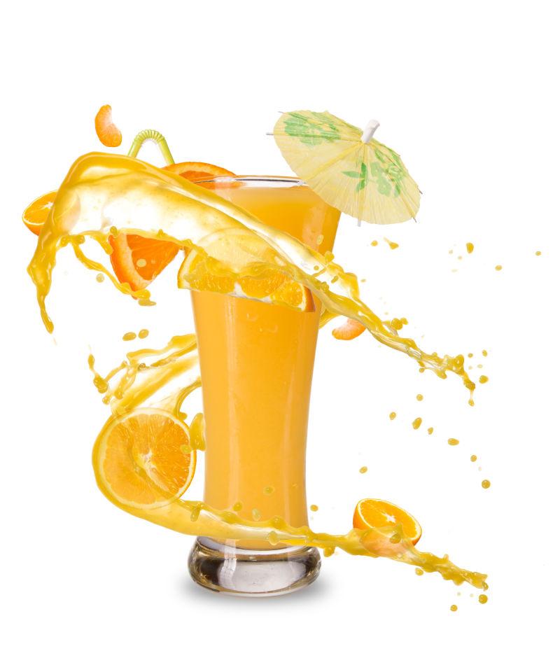 橙色鸡尾酒汁