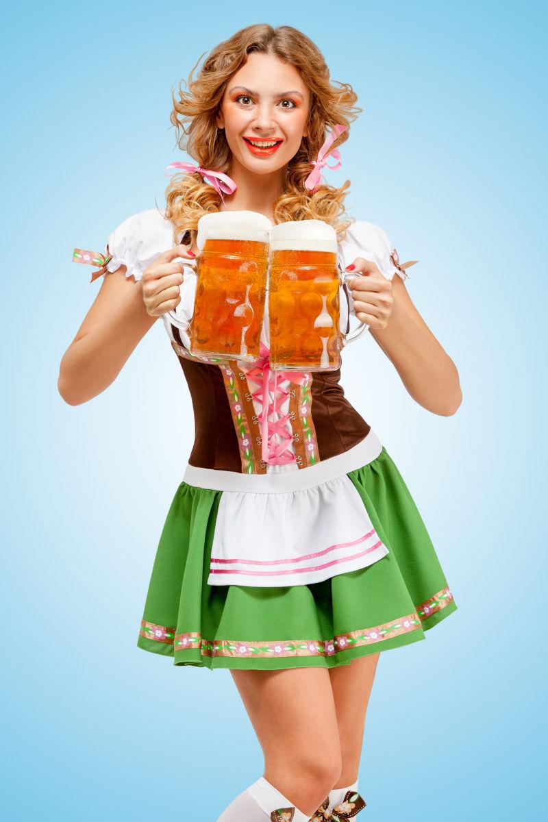 啤酒节美丽的性感啤酒女