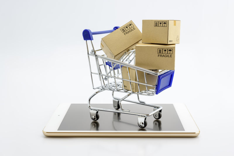网上购物或电子商务和国际货运服务的概念