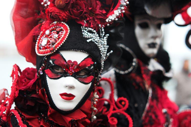 威尼斯狂欢节戴面具的小丑