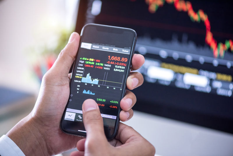 利用股市应用智能手机实时检测股市价格