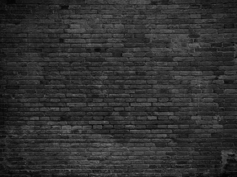 黑漆砖墙的一部分。空的