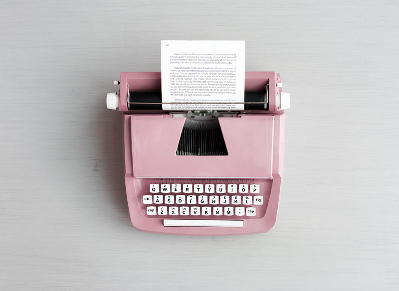 灰面复古粉彩打字机