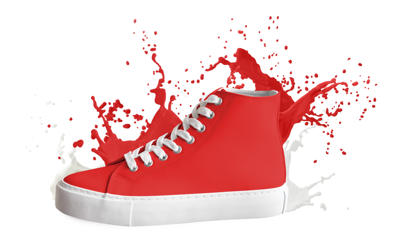 红色高帮运动鞋颜色飞溅