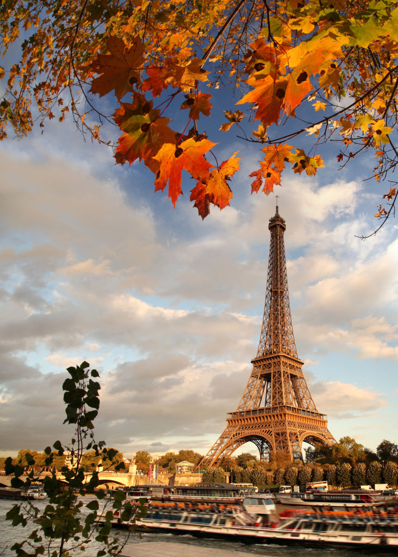 巴黎铁塔风情